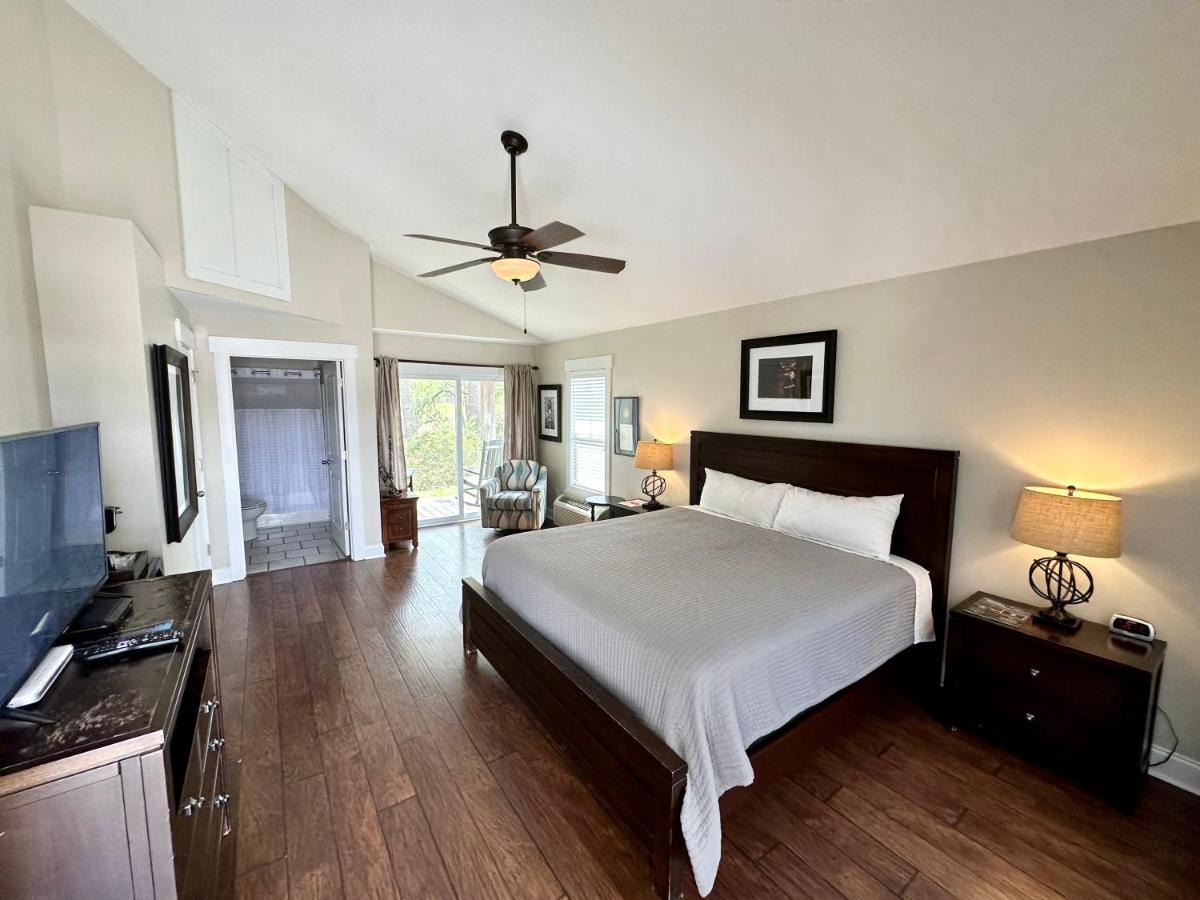 Cape Fear Vineyard And Winery Hotel Elizabethtown Exterior photo